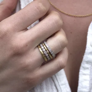 ADDIE>SINGLE STONE Best