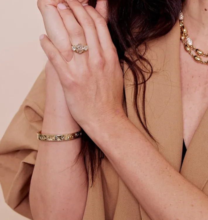 alex_bangle__engraved_2.webp ALEX BANGLE - ENGRAVED>SINGLE STONE Discount