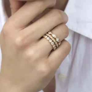 BECCA>SINGLE STONE New