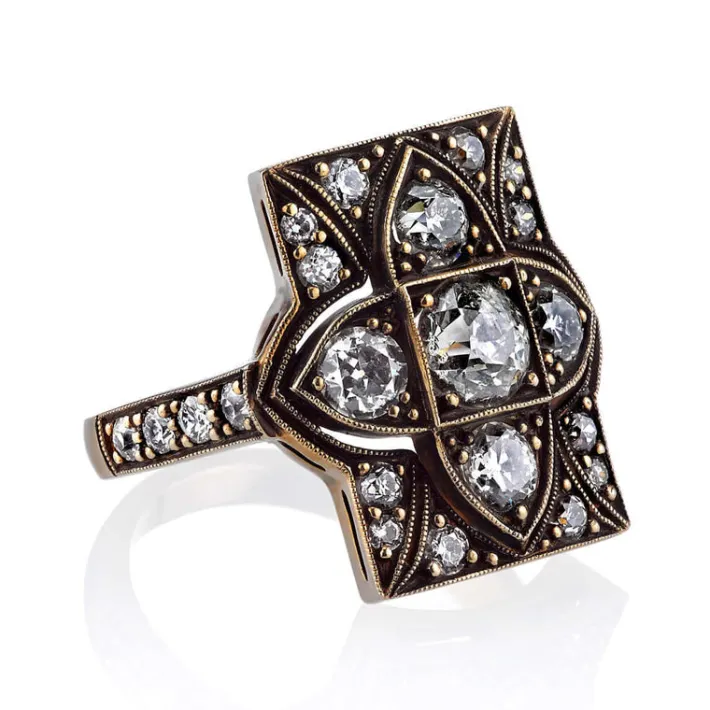 britton_1.webp BRITTON>SINGLE STONE Outlet