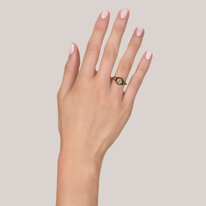 cleo_3.webp CLEO>SINGLE STONE Clearance