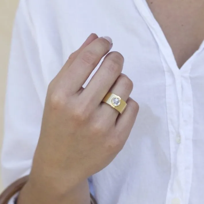 cygalle_4.webp CYGALLE>SINGLE STONE Clearance