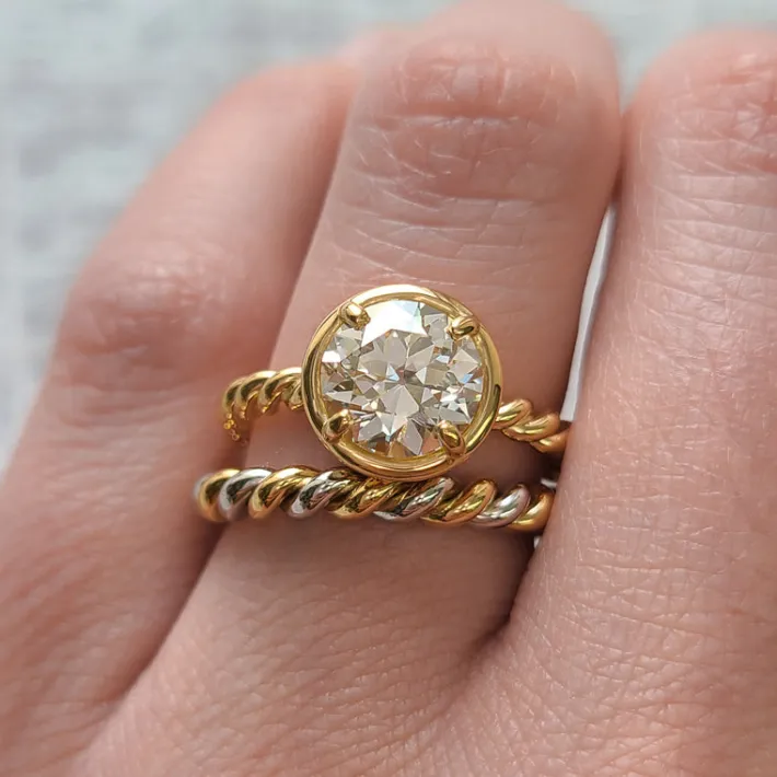 large_lara__two_tone_1.webp LARGE LARA - TWO TONE>SINGLE STONE Online