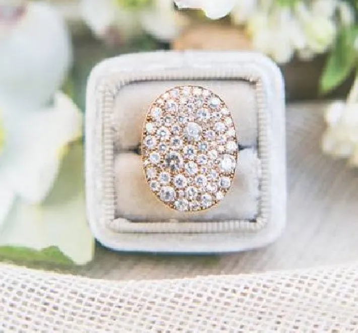 large_oval_cobblestone_ri_7.webp LARGE OVAL COBBLESTONE RING>SINGLE STONE Clearance