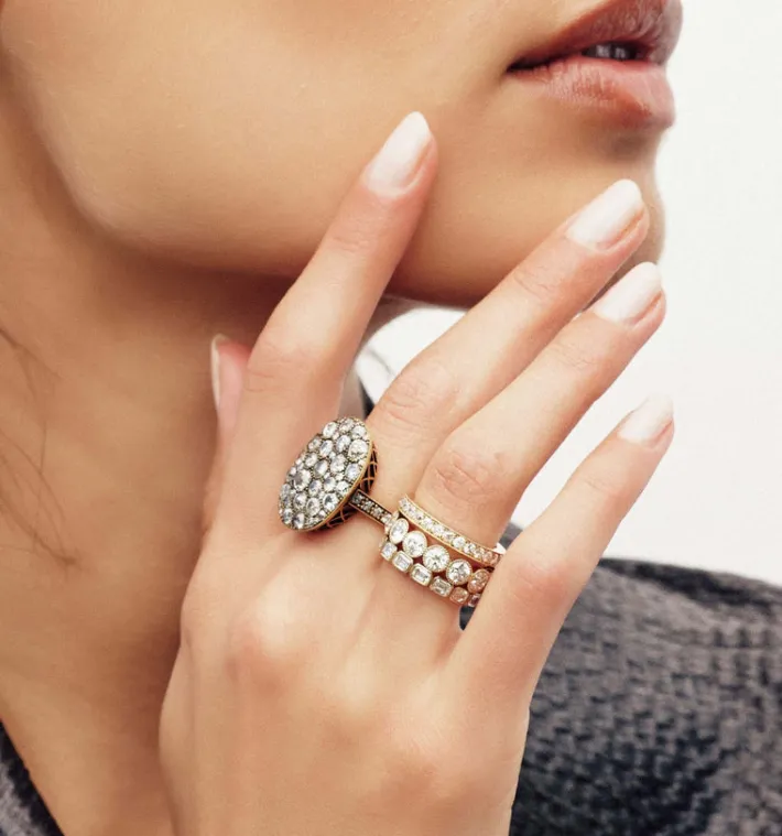 large_oval_cobblestone_ri_8.webp LARGE OVAL COBBLESTONE RING>SINGLE STONE Clearance