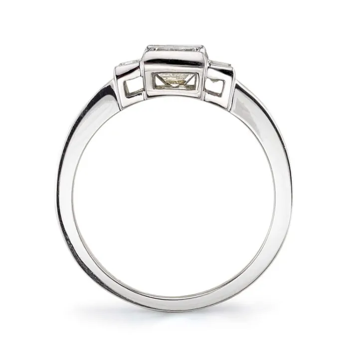 lisa_2.webp LISA>SINGLE STONE Fashion